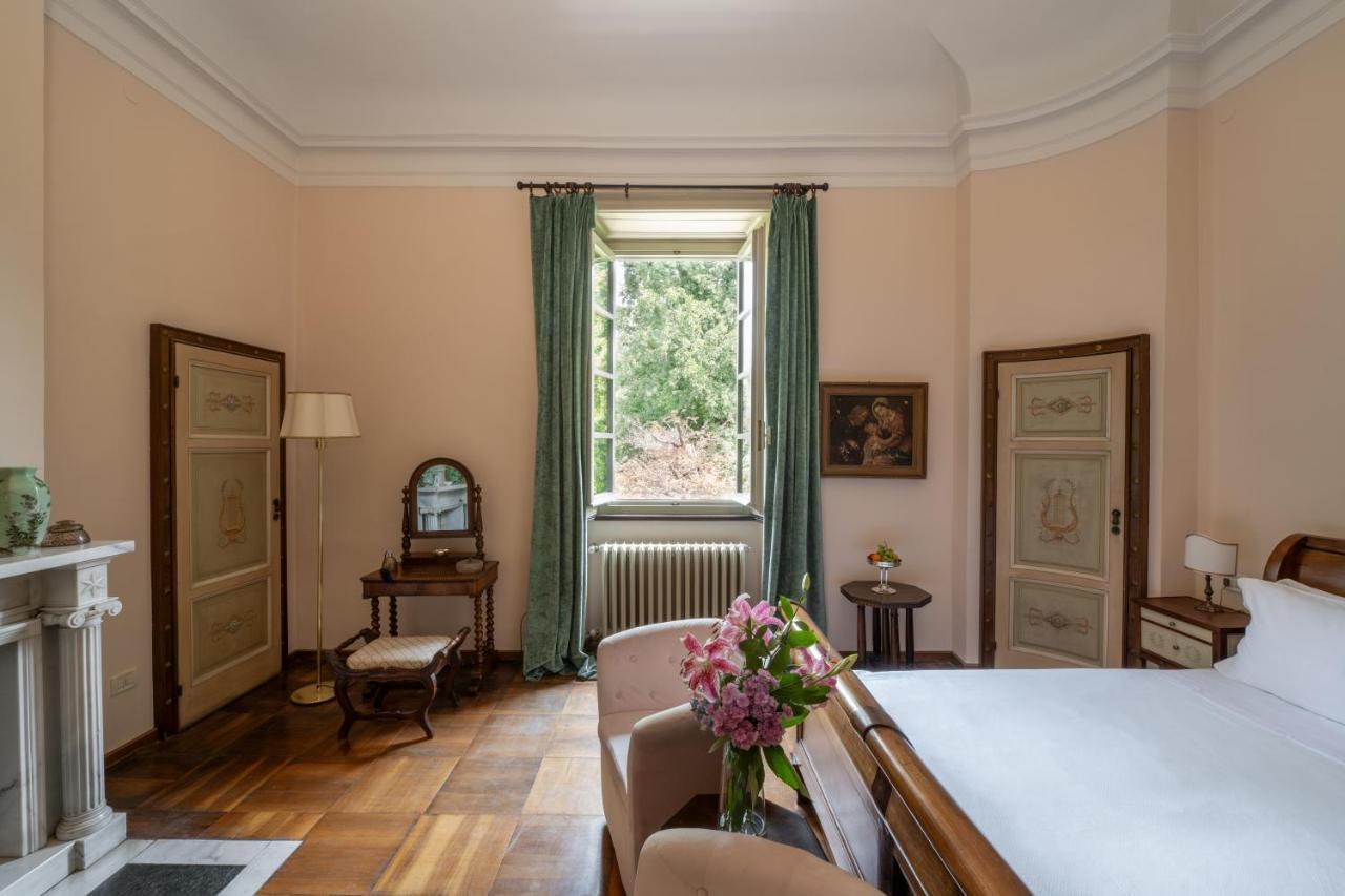 Villa Galimberti Maison De Charme Osnago ภายนอก รูปภาพ